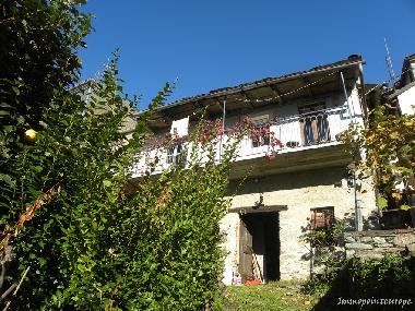 Holiday House in Colloro (Verbano-Cusio-Ossola) or holiday homes and vacation rentals