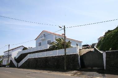 Holiday House in Quatro Ribeiras, Praia da Vit�ria (Azores) or holiday homes and vacation rentals