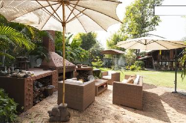 Bed and Breakfast in Hangdong (Chiang Mai) or holiday homes and vacation rentals