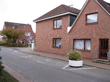 Holiday Apartment in Bsum (Nordsee-Festland) or holiday homes and vacation rentals