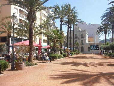 Beach Promenade (only 1-walking-minute from the apartment)