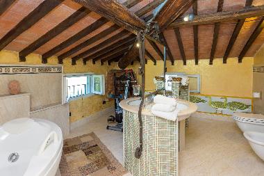 Villa in Castiglione del Lago ( Pg) (Perugia) or holiday homes and vacation rentals