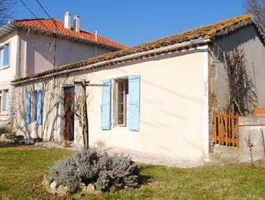Holiday House in La Romieu (Gers) or holiday homes and vacation rentals