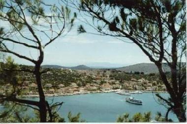 Holiday House in Kaprije island /ideal for Families-Groups (Sibensko-Kninska) or holiday homes and vacation rentals
