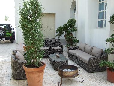 Front garden relax area