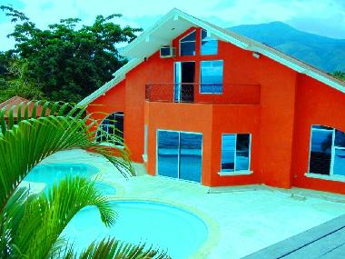 Chalet in El  Estor (Izabal) or holiday homes and vacation rentals