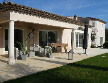 Villa in Roquefort les Pins (Alpes-Maritimes) or holiday homes and vacation rentals