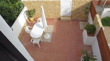 Mediterranean patio: No street nois, no cars!