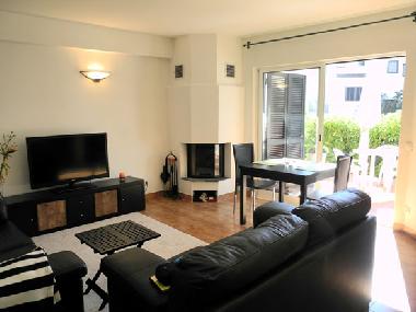 Living room: 2 sofas, Stereo, 42" HD SAT TV