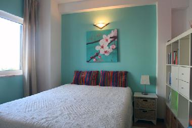 1st floor: sleeping room, french bed 140x190cm