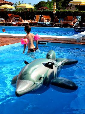 2 swimming pools - wohnung mit schwimmbecken 