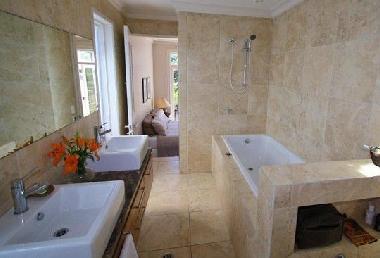 Bed and Breakfast in Darling Point (New South Wales) or holiday homes and vacation rentals