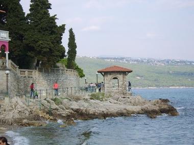 Holiday House in Matulji  (Primorsko-Goranska) or holiday homes and vacation rentals