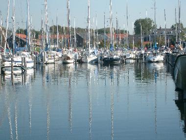 Holiday House in Bruinisse (Zeeland) or holiday homes and vacation rentals