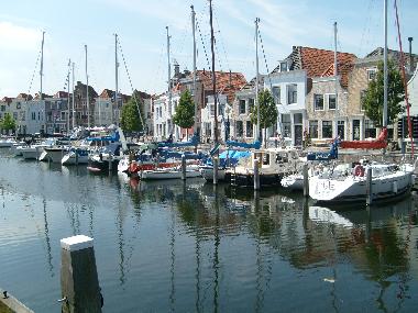 Holiday House in Bruinisse (Zeeland) or holiday homes and vacation rentals