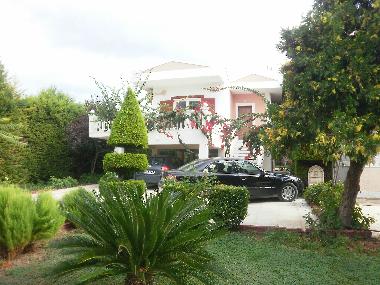 Holiday House in Loutraki (Korinthia) or holiday homes and vacation rentals