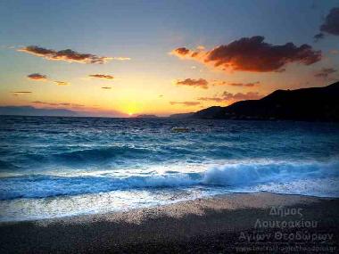 Loutraki beach