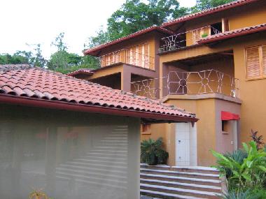 Villa in Mal Pa�s (Puntarenas) or holiday homes and vacation rentals