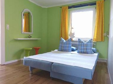Holiday Apartment in Butjadingen (Nordsee-Festland / Ostfriesland) or holiday homes and vacation rentals