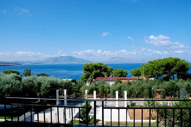 On the first floor ... terrace with stunning views of the Gulf