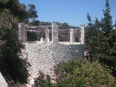 The spectacular round house!