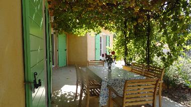 Villa in REGUSSE (Var) or holiday homes and vacation rentals