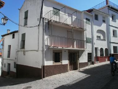 Holiday House in Casas del monte (Cceres) or holiday homes and vacation rentals