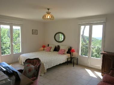 Villa in Lorgues (Var) or holiday homes and vacation rentals