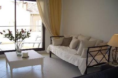 Bed and Breakfast in Cannes (Alpes-Maritimes) or holiday homes and vacation rentals