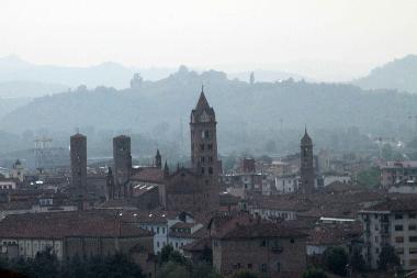 Holiday House in Alba (Cuneo) or holiday homes and vacation rentals