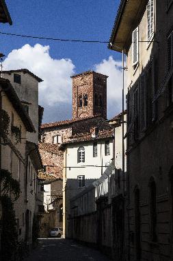Holiday Apartment in Lucca (Lucca) or holiday homes and vacation rentals