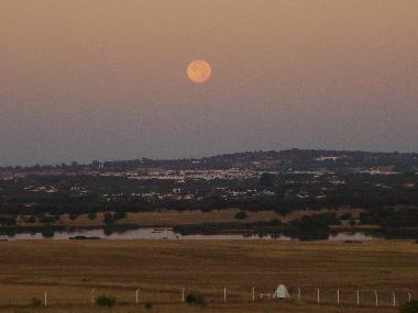 Holiday House in vora (Alentejo Central) or holiday homes and vacation rentals