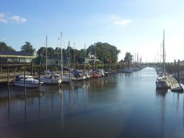 Holiday Apartment in Brunsbttel (Nordsee-Festland) or holiday homes and vacation rentals