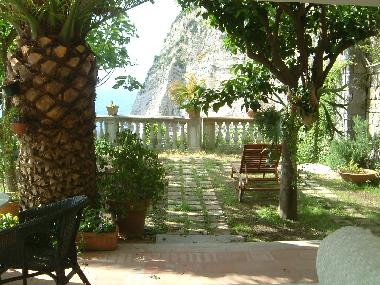 Holiday Apartment in meta  (Napoli) or holiday homes and vacation rentals