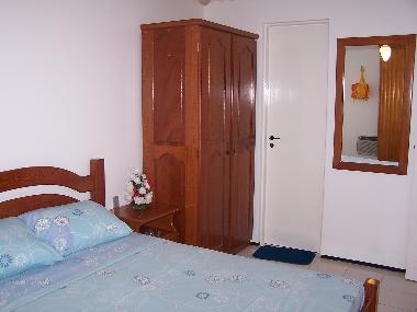 master bedroom with twin bed