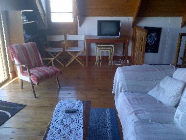 UPSTAIRS LOUNGE