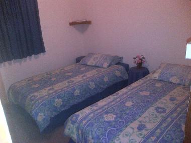 3RD BEDROOM (DOWNSTAIRS)