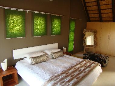 BushGlam main bedroom upstairs 