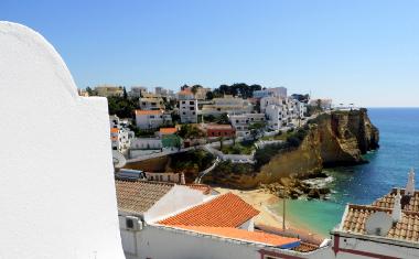Holiday Apartment in Carvoeiro (Algarve) or holiday homes and vacation rentals