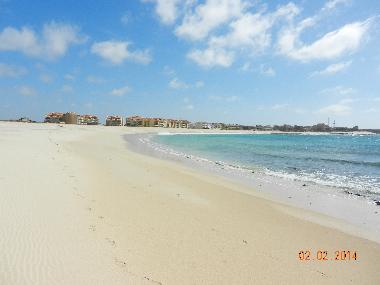 Towards Vila Cabral 2 from along the beach.