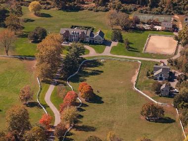 Holiday House in Colts Neck (New Jersey) or holiday homes and vacation rentals