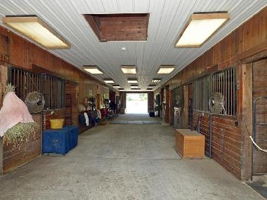 Holiday House in Colts Neck (New Jersey) or holiday homes and vacation rentals