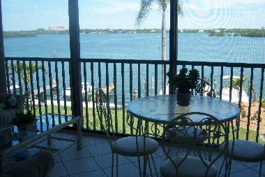 dine as you overlook the beautiful Bay