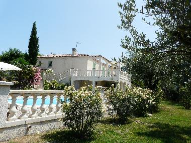 Holiday House in Les mages (Gard) or holiday homes and vacation rentals
