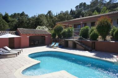 Villa in Thoronet (Var) or holiday homes and vacation rentals