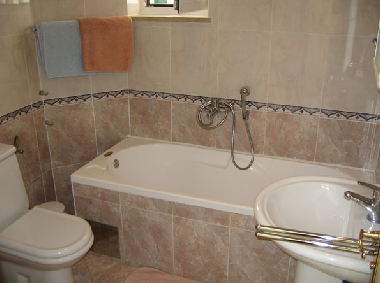 Holiday House in Primoten (Sibensko-Kninska) or holiday homes and vacation rentals