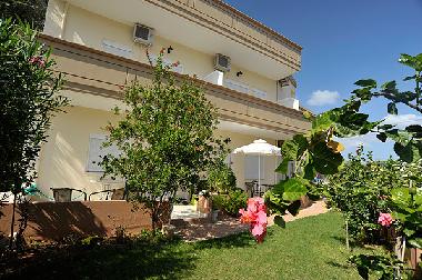 Holiday House in Chania (Chania) or holiday homes and vacation rentals