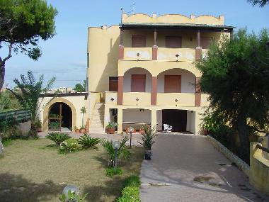 Villa in MARSALA (Trapani) or holiday homes and vacation rentals