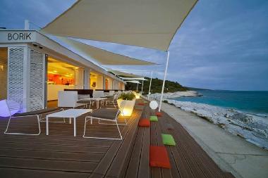Mediteran bar on the beach Borik