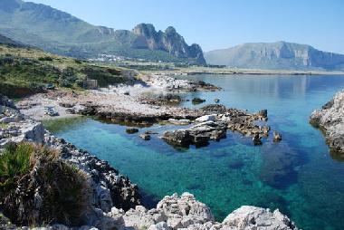 Holiday House in Custonaci (Trapani) or holiday homes and vacation rentals